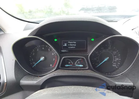 2017 Ford Escape Titanium z USA, uszkodzony, nr VIN 1FMCU9J97HUB65711